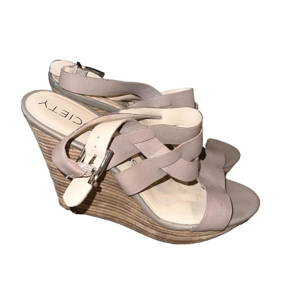 Sole Society 4‎ inch “Jenny” wedge heel sandal in taupe women’s size 8